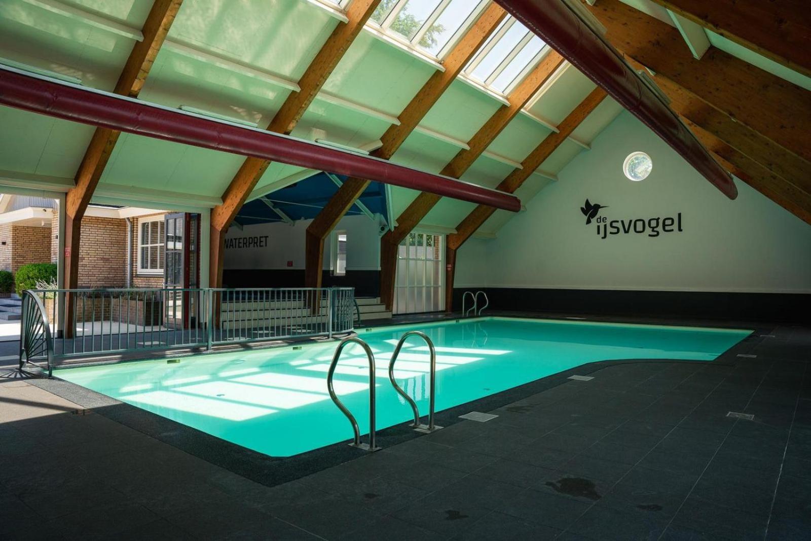 Apartmán Ruim En Luxe Chalet Privetuin - Park 'De Ijsvogel' Voorthuizen Exteriér fotografie