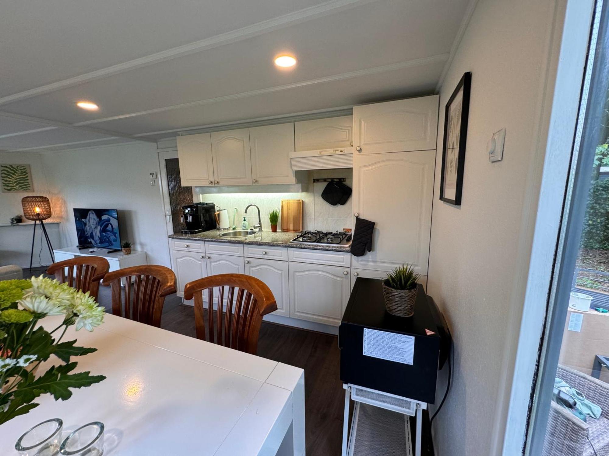 Apartmán Ruim En Luxe Chalet Privetuin - Park 'De Ijsvogel' Voorthuizen Exteriér fotografie